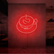 Neonlamp van een kop koffie in kleur rood