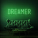 Neon letters met tekst "Dreamer" in kleur groen