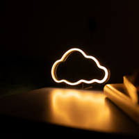 Mini neon lamp in de vorm van een wolk in kleur wit