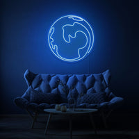 Neonlamp van een wereldbol in kleur blauw