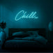 Neon letters met tekst "Chill" in kleur cyaan