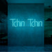 Neon letters in tekst "Tchin tchin" in kleur cyaan